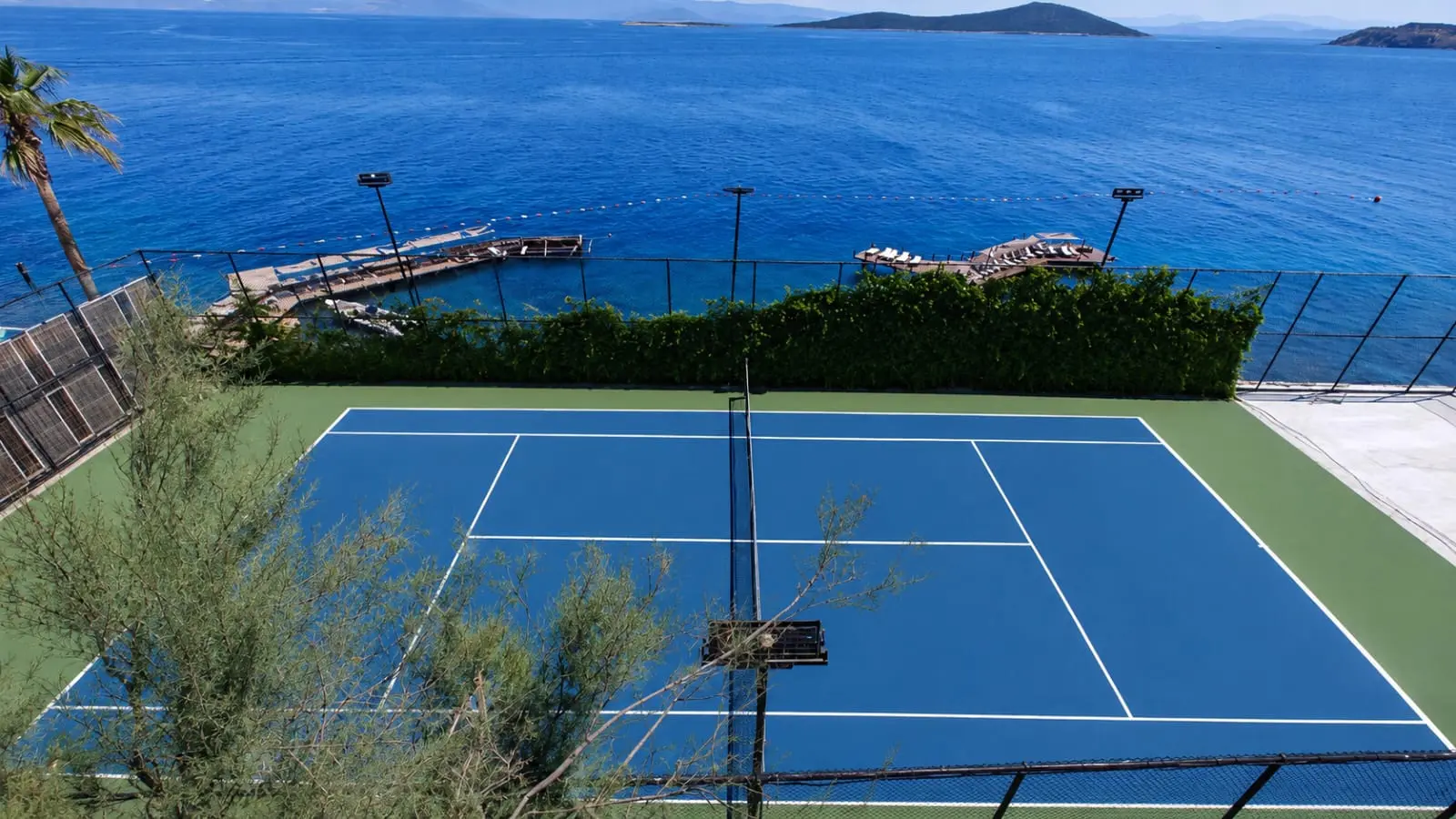 Tennis court